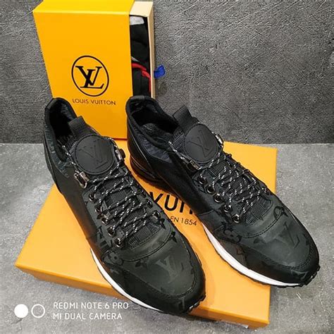 louis vuitton sepatu.